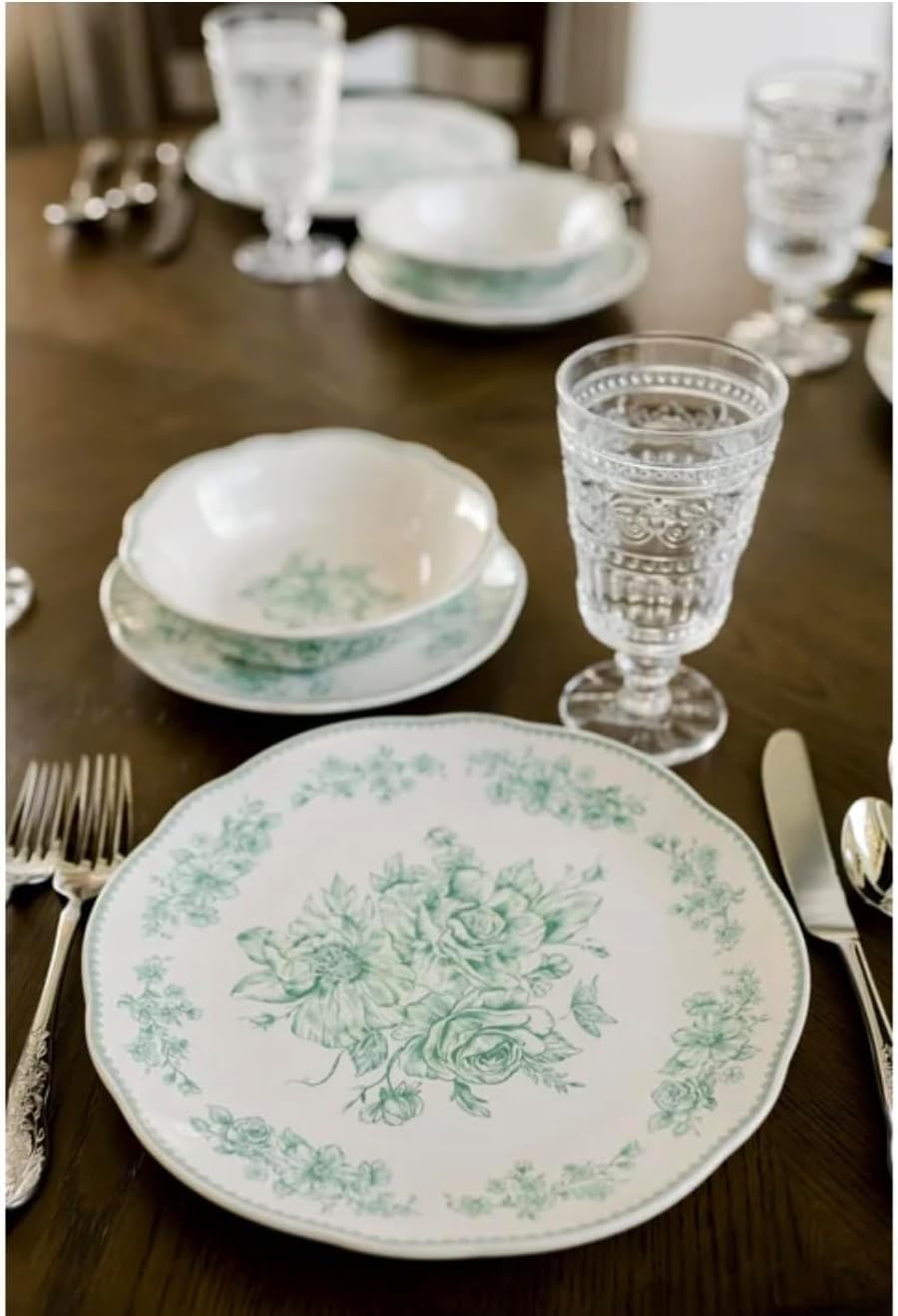 12-Piece Stoneware Dinnerware Set, Service for 4, Green N625