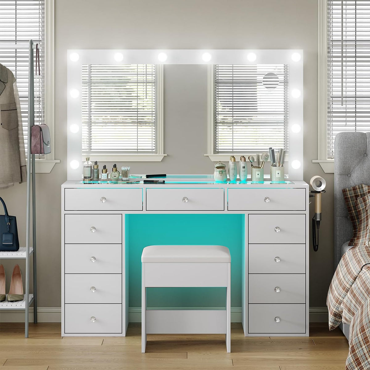 Makeup Vanity Desk with Mirror and 11 Drawers H564